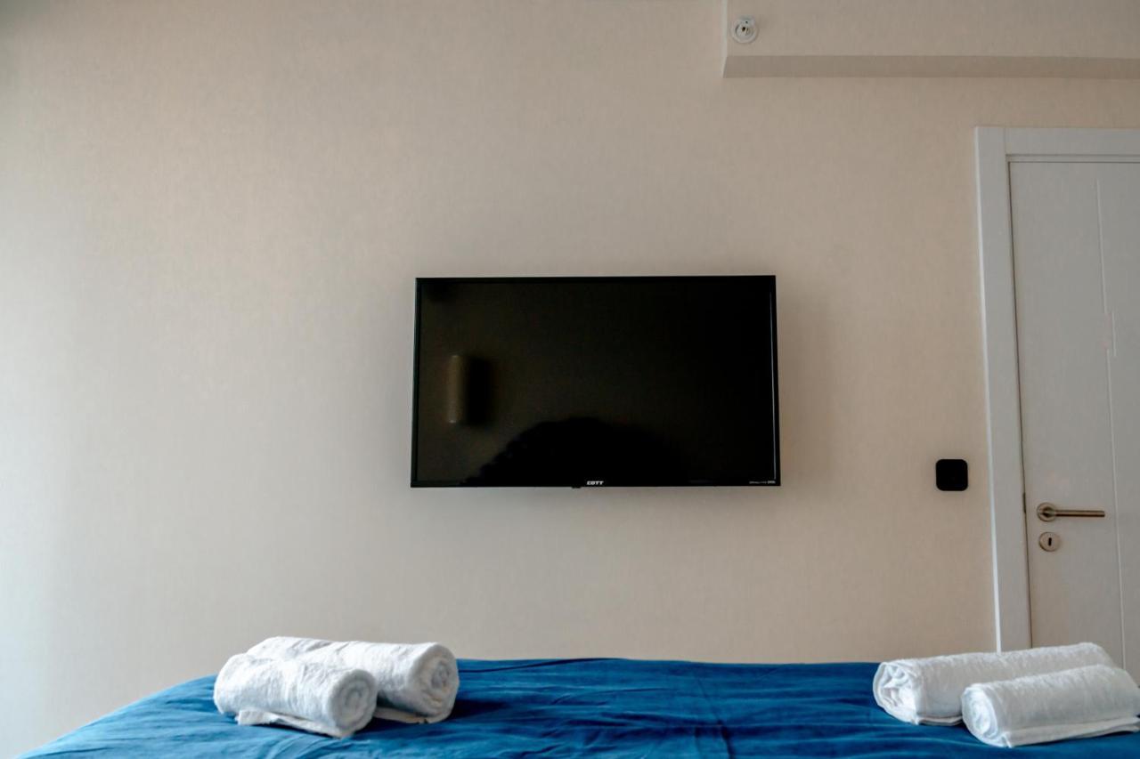 Orbi City - Aparthotel Near The Beach Batumi Bagian luar foto
