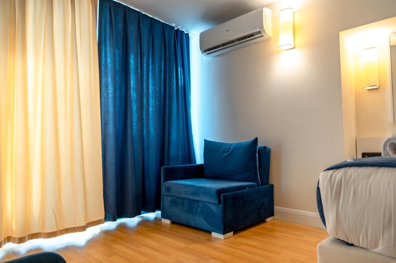 Orbi City - Aparthotel Near The Beach Batumi Bagian luar foto