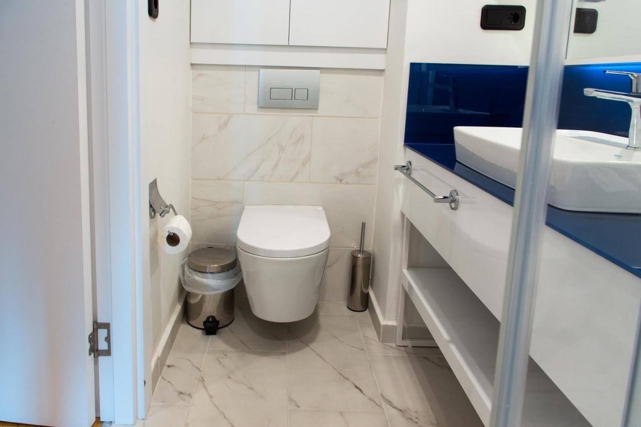 Orbi City - Aparthotel Near The Beach Batumi Bagian luar foto